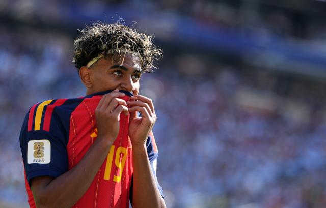(260720) -- NEW JERSEY, July 20, 2026 (Xinhua) -- Lamine Yamal of Spain reacts during the final match between Spain and Argentina at the 2026 FIFA World Cup at the New York New Jersey Stadium, the United States, July 19, 2026. (Xinhua/Huang Zongzhi)