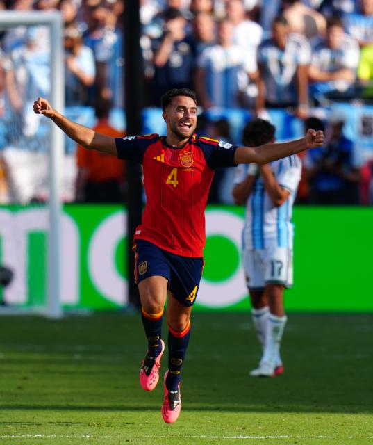 (260720) -- NEW JERSEY, July 20, 2026 (Xinhua) -- Eric Garcia of Spain celebrates after winning the final match between Spain and Argentina at the 2026 FIFA World Cup at the New York New Jersey Stadium, the United States, July 19, 2026. (Xinhua/Jia Haocheng)