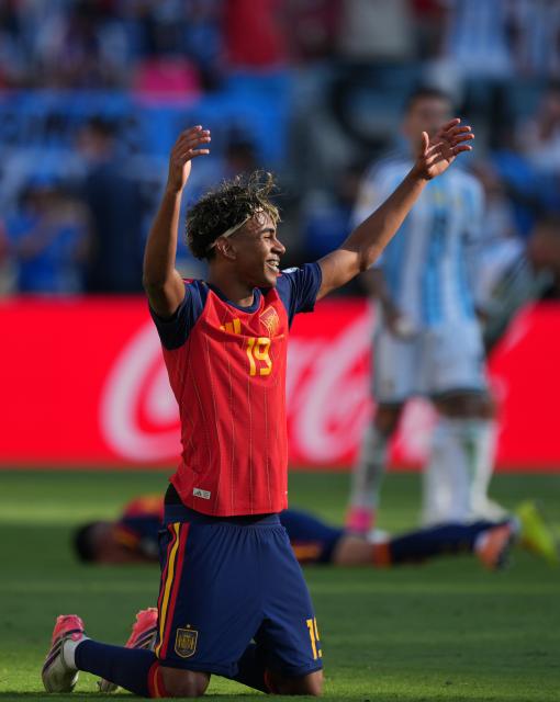 (260720) -- NEW JERSEY, July 20, 2026 (Xinhua) -- Lamine Yamal of Spain celebrates after winning the final match between Spain and Argentina at the 2026 FIFA World Cup at the New York New Jersey Stadium, the United States, July 19, 2026. (Xinhua/Huang Zongzhi)