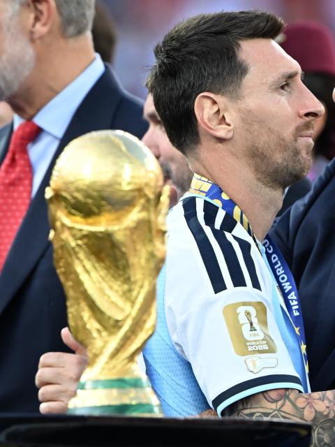 (260720) -- NEW JERSEY, July 20, 2026 (Xinhua) -- Lionel Messi of Argentina reacts during the awarding ceremony after the final match between Spain and Argentina at the 2026 FIFA World Cup at the New York New Jersey Stadium, the United States, July 19, 2026. (Xinhua/Xiao Yijiu)