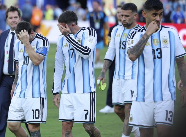 (260720) -- NEW JERSEY, July 20, 2026 (Xinhua) -- Players of Argentina react after the final match between Spain and Argentina at the 2026 FIFA World Cup at the New York New Jersey Stadium, the United States, July 19, 2026. (Xinhua/Cao Can)