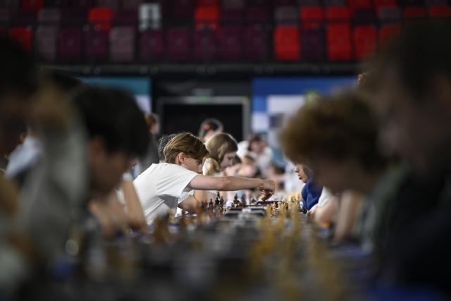 (260720) -- MOSCOW, July 20, 2026 (Xinhua) -- A male player participates in "Moscow 2026" International chess forum in Moscow, Russia, on July 19, 2026. (Photo by Alexander Zemlianichenko Jr/Xinhua)