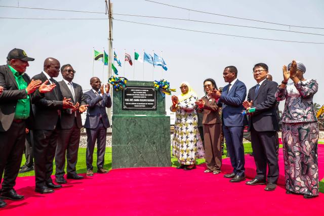 (260720) -- KIGOMA, July 20, 2026 (Xinhua) -- Tanzanian President Samia Suluhu Hassan (5th R) presides over the groundbreaking ceremony of the Chinese-built sixth section of the Standard Gauge Railway (SGR), connecting Tabora to Kigoma, in Kigoma, Tanzania, July 20, 2026. Hassan on Monday thanked Chinese enterprises for their contributions to the country's development efforts aimed at benefiting its people.
The project is being constructed by a joint venture of China Railway Construction Corporation (CRCC) and China Civil Engineering Construction Corporation (CCECC). (Photo by Emmanuel Herman/Xinhua)