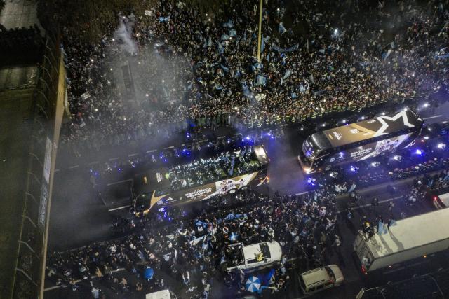 (260721) -- BUENOS AIRES, July 21, 2026 (Xinhua) -- A drone photo shows fans of team Argentina gathering to welcome the national football team at the Argentine Football Association Training Center in Buenos Aires, Argentina, July 20, 2026. (Photo by Nicolas Celaya/Xinhua)