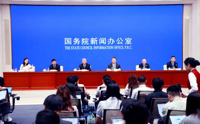 (260721) -- BEIJING, July 21, 2026 (Xinhua) -- The State Council Information Office (SCIO) holds a press conference on accelerating the building of a strong transportation system and modernizing the comprehensive transportation network in Beijing, capital of China, July 21, 2026. (Xinhua/Pan Xu)
