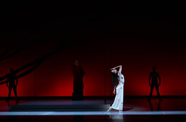 (260722) -- BEIJING, July 22, 2026 (Xinhua) -- Artists of the National Ballet of China perform during a dressed rehearsal of "The Peony Pavilion" in Beijing, capital of China, July 21, 2026. The ballet drama is officially staged here from July 22 to 26. (Xinhua/Jin Liangkuai)