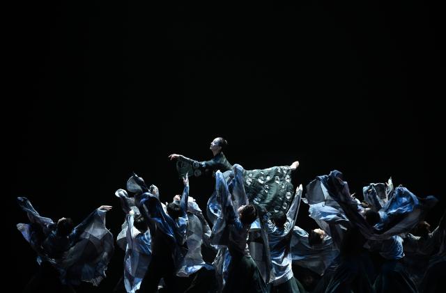 (260722) -- BEIJING, July 22, 2026 (Xinhua) -- Artists of the National Ballet of China perform during a dressed rehearsal of "The Peony Pavilion" in Beijing, capital of China, July 21, 2026. The ballet drama is officially staged here from July 22 to 26. (Xinhua/Jin Liangkuai)