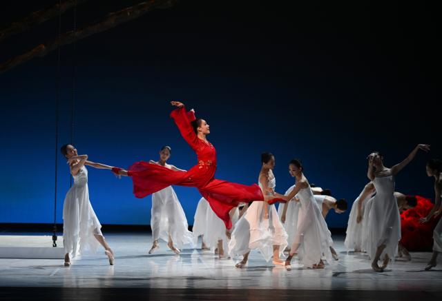 (260722) -- BEIJING, July 22, 2026 (Xinhua) -- Artists of the National Ballet of China perform during a dressed rehearsal of "The Peony Pavilion" in Beijing, capital of China, July 21, 2026. The ballet drama is officially staged here from July 22 to 26. (Xinhua/Jin Liangkuai)