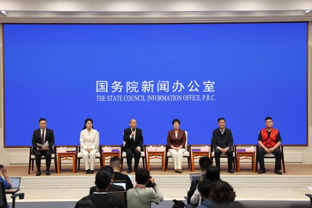 (260722) -- BEIJING, July 22, 2026 (Xinhua) -- The State Council Information Office (SCIO) holds a group interview on carrying forward fine traditions, forging ahead with perseverance, achieving new accomplishments worthy of our times and the people in Beijing, capital of China, July 22, 2026. (Xinhua/Tang Rufeng)