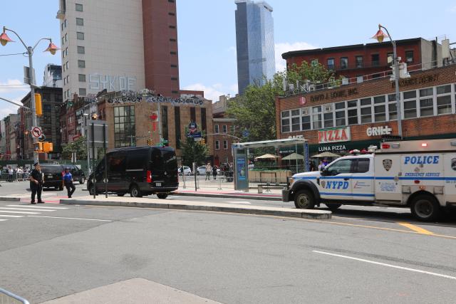 (260722) -- NEW YORK, July 22, 2026 (Xinhua) -- A motorcade carrying Venezuelan President Nicolas Maduro and his wife Cilia Flores leaves a New York court in New York City, the United States, July 22, 2026. Venezuelan President Nicolas Maduro and his wife Cilia Flores will go on trial starting on June 1, 2027, a U.S. judge ruled on Wednesday.
The couple, who pleaded not guilty to drug trafficking and firearms charges, made their third appearance in a New York court after the forcible seizure by U.S. troops in a military raid in early January. (Xinhua/Liu Yanan)
