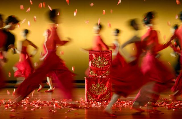 (260723) -- BEIJING, July 23, 2026 (Xinhua) -- Artists of the National Ballet of China perform during a dressed rehearsal of "The Peony Pavilion" in Beijing, capital of China, July 21, 2026. The ballet drama is officially staged here from July 22 to 26. (Xinhua/Jin Liangkuai)