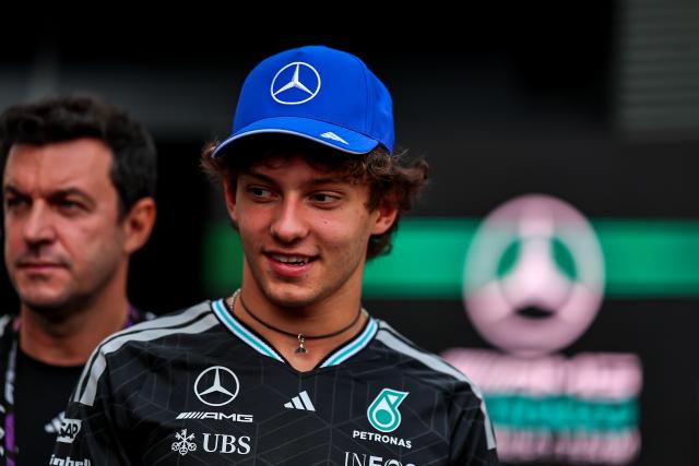 (260724) -- MOGYOROD, July 24, 2026 (Xinhua) -- Mercedes' Andrea Kimi Antonelli of Italy arrives at the paddock during the media day of the Formula One Hungarian Grand Prix at the Hungaroring in Mogyorod, near Budapest, Hungary, July 23, 2026. (Photo by David Balogh/Xinhua)
