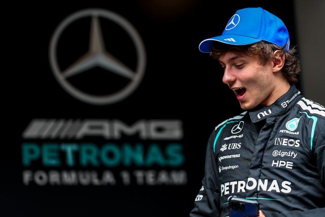 (260724) -- MOGYOROD, July 24, 2026 (Xinhua) -- Mercedes' Andrea Kimi Antonelli of Italy arrives at the paddock during the media day of the Formula One Hungarian Grand Prix at the Hungaroring in Mogyorod, near Budapest, Hungary, July 23, 2026. (Photo by David Balogh/Xinhua)