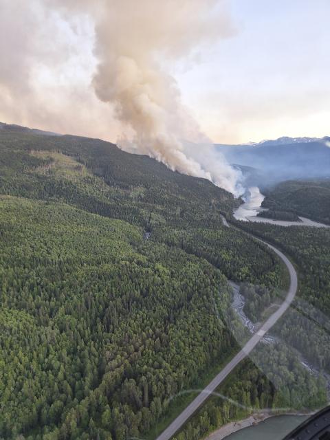 (260724) -- OTTAWA, July 24, 2026 (Xinhua) -- An aerial photo provided by the BC Wildfire Service on July 22, 2026 shows a wildfire near Coyote Creek in British Columbia, Canada. (BC Wildfire Service/Handout via Xinhua)