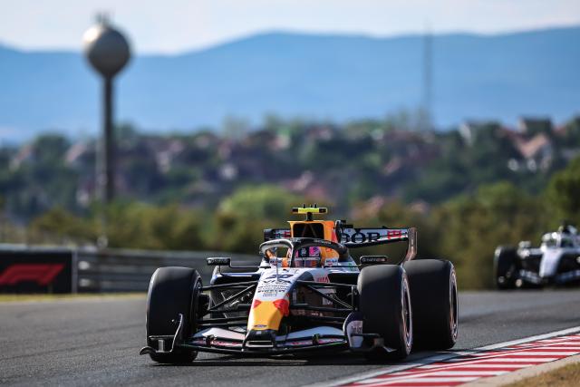 (260725) -- MOGYOROD, July 25, 2026 (Xinhua) -- Racing Bull's Liam Lawson of New Zealand drives during the first free practice session of the Formula One Hungarian Grand Prix at the Hungaroring in Mogyorod, near Budapest, Hungary, July 24, 2026. (Photo by David Balogh/Xinhua)