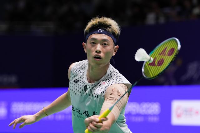 (260725) -- CHANGZHOU, July 25, 2026 (Xinhua) -- Lin Chun-Yi competes during the men's singles semifinal match between Chou Tien Chen of Chinese Taipei and Lin Chun-Yi of Chinese Taipei at the China Open 2026 badminton tournament in Changzhou, east China's Jiangsu Province, July 25, 2026. (Xinhua/Li Bo)