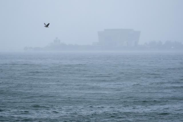 (260726) -- HONG KONG, July 26, 2026 (Xinhua) -- This photo taken on July 26, 2026 shows a view of the Victoria Harbour in Hong Kong, south China. The Hong Kong Observatory issued the No. 8 Northwest Gale or Storm Signal on Saturday night under the effect of super typhoon Noul.
   The No. 8 signal is the third-highest warning under Hong Kong's weather system, which has five rankings for typhoons. (Photo by Lui Siu Wai/Xinhua)