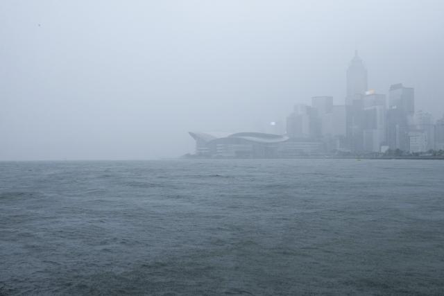 (260726) -- HONG KONG, July 26, 2026 (Xinhua) -- This photo taken on July 26, 2026 shows a view of the Victoria Harbour in Hong Kong, south China. The Hong Kong Observatory issued the No. 8 Northwest Gale or Storm Signal on Saturday night under the effect of super typhoon Noul.
   The No. 8 signal is the third-highest warning under Hong Kong's weather system, which has five rankings for typhoons. (Photo by Lui Siu Wai/Xinhua)