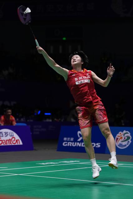 (260726) -- CHANGZHOU, July 26, 2026 (Xinhua) -- Chen Yufei competes during the women's singles final match between Chen Yufei of China and Yamaguchi Akane of Japan at the 2026 China Open badminton tournament in Changzhou, east China's Jiangsu Province, July 26, 2026. (Xinhua/Li Bo)