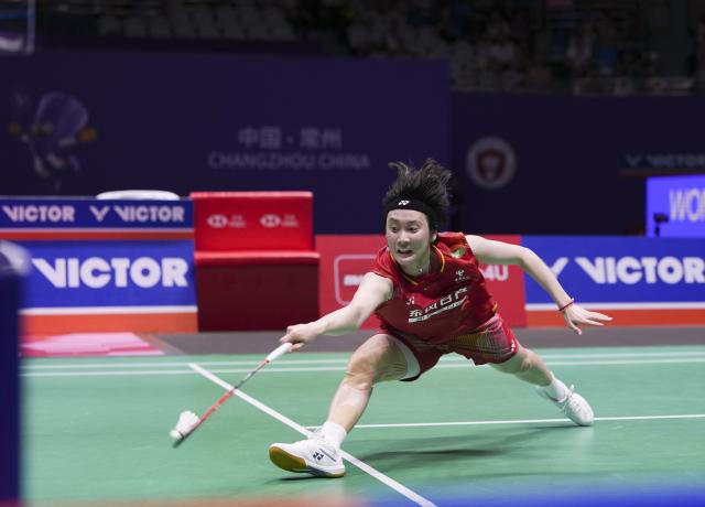 (260726) -- CHANGZHOU, July 26, 2026 (Xinhua) -- Chen Yufei competes during the women's singles final match between Chen Yufei of China and Yamaguchi Akane of Japan at the 2026 China Open badminton tournament in Changzhou, east China's Jiangsu Province, July 26, 2026. (Xinhua/Li Bo)
