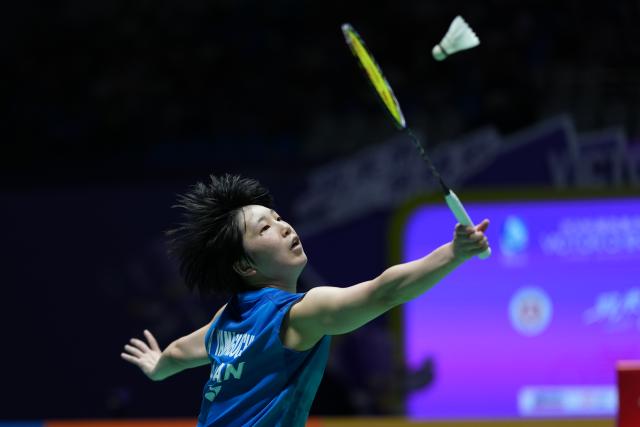 (260726) -- CHANGZHOU, July 26, 2026 (Xinhua) -- Yamaguchi Akane competes during the women's singles final match between Chen Yufei of China and Yamaguchi Akane of Japan at the 2026 China Open badminton tournament in Changzhou, east China's Jiangsu Province, July 26, 2026. (Xinhua/Sun Fei)