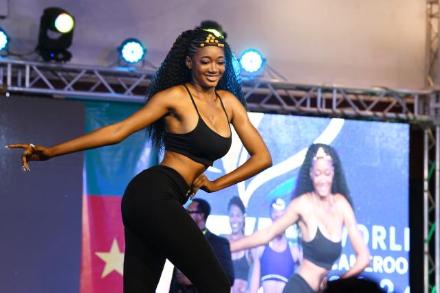(260728) -- YAOUNDE, July 28, 2026 (Xinhua) -- An athlete poses during the World Fitness and Bodybuilding Championships Festival in Yaounde, Cameroon, on July 27, 2026. (Xinhua/Kepseu)