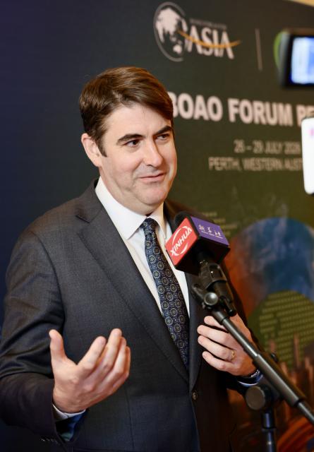 (260728) -- PERTH, July 28, 2026 (Xinhua) -- David McElrea, CEO of Smart Energy Council, gives an exclusive interview to Xinhua outside the venue of the Boao Forum for Asia (BFA) Perth Conference in Perth, Australia, July 27, 2026. A high-level meeting has brought together experts, policymakers and industry leaders in the capital city of Western Australia on Monday, with a spotlight on the global green transition.
   Around 200 representatives from governments, businesses and academic institutions across Asia, Oceania and Africa have gathered at the Boao Forum for Asia (BFA) Perth Conference, sharing their insights under the theme "Green Transition: Towards a Shared Future for Humanity and the Planet." (Photo by Zhou Dan/Xinhua)