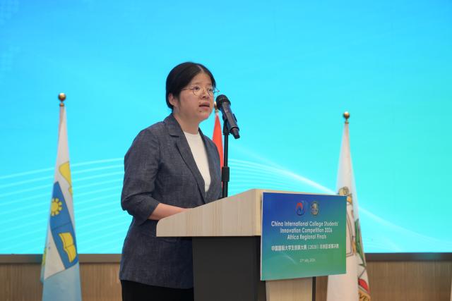 (260728) -- NAIROBI, July 28, 2026 (Xinhua) -- Feng Shuyi, vice president of Nanjing Agricultural University, addresses the awarding ceremony of the China International College Students' Innovation Competition 2026 Africa Regional Finals in Nairobi, Kenya, July 27, 2026. TO GO WITH "Winners awarded for China-backed innovation contest's Africa finals" (Xinhua/Yang Guang)