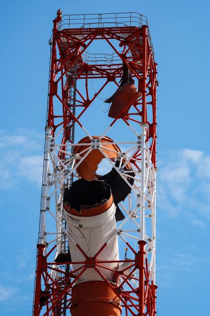 (260729) -- KUMAMOTO, July 29, 2026 (Xinhua) -- This photo taken on July 29, 2026 shows a collapsed smokestack at the Nippon Paper factory after an earthquake in Yatsushiro City, Kumamoto Prefecture, Japan. Five people were confirmed dead, two were injured and four others remained missing after a powerful earthquake caused severe damage at the paper plant, local media reported Wednesday. Twelve people have been confirmed dead following a powerful earthquake that struck Kumamoto Prefecture, southwestern Japan, while six others remain in cardiac arrest, local media reported Wednesday, citing the latest official figures.
   Speaking at a disaster response headquarters meeting held shortly after 4:00 p.m. local time, prefectural officials said that 62 people had also been injured, while at least four people remain unaccounted for, public broadcaster NHK reported. (Xinhua/Jia Haocheng)