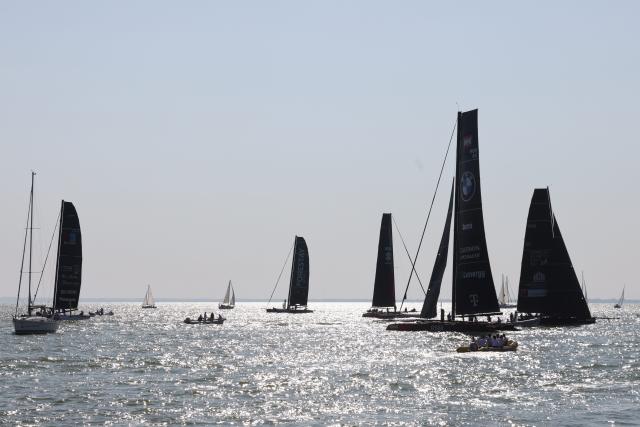 (260731) -- BALATONFURED, July 31, 2026 (Xinhua) -- Participants compete during the 58th Blue Ribbon Regatta race around Lake Balaton near Balatonfured, Hungary, on July 30, 2026. (Photo by Attila Volgyi/Xinhua)