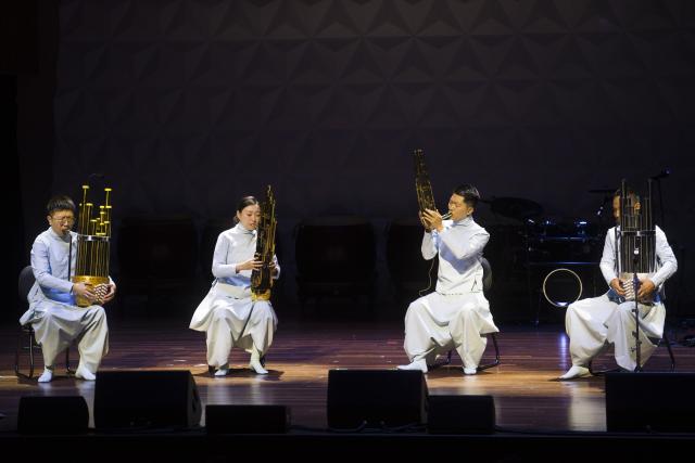 (260731) -- RIO DE JANEIRO, July 31, 2026 (Xinhua) -- Musicians of the Shanghai Chinese Orchestra perform during the "Colors of China" concert in Rio de Janeiro, Brazil, July 30, 2026. The concert was staged here on Thursday, marking the start of its tour performance at six cities in Brazil. (Photo by Daniel Ramalho/Xinhua)