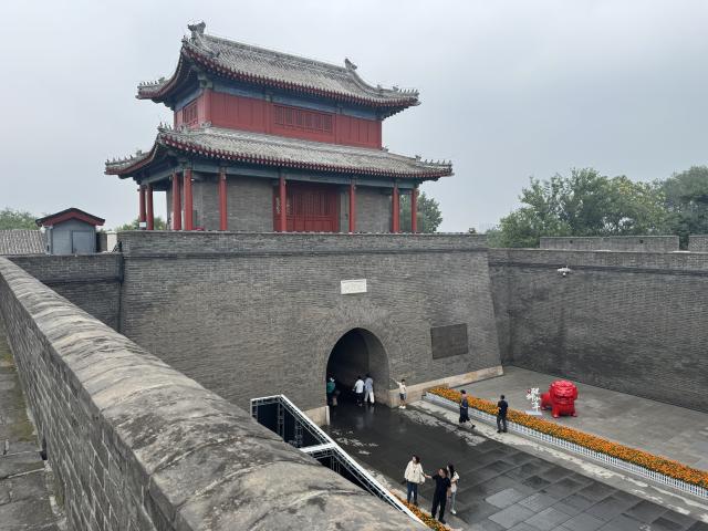 (260731) -- BEIJING, July 31, 2026 (Xinhua) -- This photo taken on July 10, 2026 shows a view of Wanping, a fortress town, in Beijing, capital of China. TO GO WITH "Feature: At the gateway to China's resistance, war scars remain as life blooms" (Xinhua/Yang Shenshen)