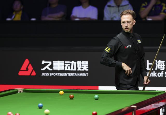(260802) -- SHANGHAI, Aug. 2, 2026 (Xinhua) -- Judd Trump looks on during the final match between Judd Trump of England and Kyren Wilson of England at the World Snooker Shanghai Masters 2026 in Shanghai, east China, Aug. 2, 2026. (Xinhua/Chen Haoming)