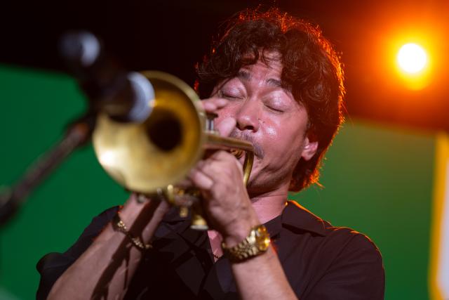 (260803) -- MACAO, Aug. 3, 2026 (Xinhua) -- An artist performs during the opening concert of Macao International Contemporary Music Art Festival in Macao, south China, Aug. 3, 2026. (Xinhua/Cheong Kam Ka)