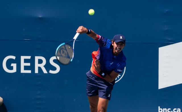 (260805) -- MONTREAL, Aug. 5, 2026 (Xinhua) -- Alexei Popyrin of Australia competes against Roman Andres Burruchaga of Argentina during the men's singles first round match at the 2026 National Bank Open tennis tournament in Montreal, Canada, Aug. 4, 2026. (Photo by Li Haitao/Xinhua)