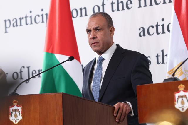 (260805) -- AMMAN, Aug. 5, 2026 (Xinhua) -- Egypt's Foreign Minister Badr Abdelatty attends a joint press conference in Amman, Jordan, Aug. 5, 2026. Foreign ministers and representatives of Arab and Islamic countries gathered in Amman on Wednesday and jointly condemned Israeli policies and measures in Jerusalem and its holy sites. (Photo by Mohammad Abu Ghosh/Xinhua)