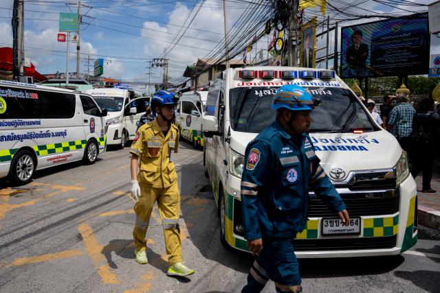 (260807) -- NONTHABURI, Aug. 7, 2026 (Xinhua) -- Emergency vehicles are parked at the site of a school shooting in Nonthaburi Province, Thailand, on Aug. 7, 2026. A school shooting occurred Friday morning in Nonthaburi Province, Thailand, leaving at least 7 people dead and 15 injured, Thai media reported.
The deceased include three teachers, three students, and the gunman, according to the province's disaster prevention and mitigation office. (Xinhua)
