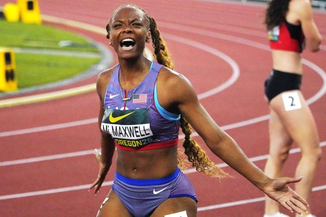 (260807) -- EUGENE, Aug. 7, 2026 (Xinhua) -- Mia Maxwell of the United States celebrates after the women's 100m final at the 2026 World U20 Athletics Championships in Eugene, Oregon, the United States, Aug. 6, 2026. (Xinhua/Wu Xiaoling)