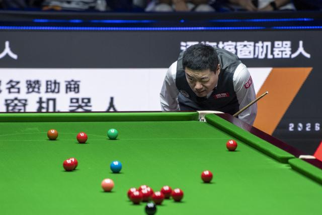(260808) -- TAIYUAN, Aug. 8, 2026 (Xinhua) -- Ding Junhui of China competes during the round 1 match between Ding Junhui of China and David Gilbert of England at China Open 2026 snooker tournament in Taiyuan, north China's Shanxi Province, Aug. 8, 2026. (Xinhua/Cao Yang)