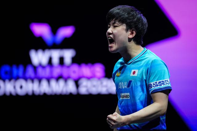 (260809) -- YOKOHAMA, Aug. 9, 2026 (Xinhua) -- Harimoto Tomokazu of Japan celebrates during the men's singles semifinal match between Harimoto Tomokazu of Japan and Matsushima Sora of Japan at the WTT Champions Yokohama 2026 in Yokohama, Japan, Aug. 9, 2026. (Xinhua/Jia Haocheng)
