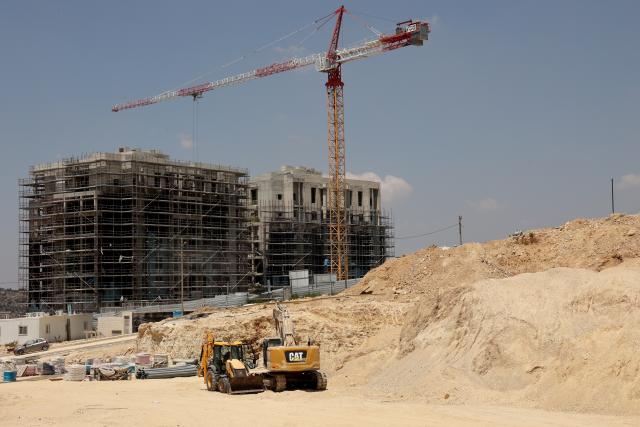 (260809) -- JERUSALEM, Aug. 9, 2026 (Xinhua) -- This photo taken on Aug. 9, 2026 shows an Israeli settlement under construction in the West Bank, near Jerusalem. In recent years, Israel's continued approval of settlement expansions in the region has drawn widespread criticism from the international community. (Photo by Gil Cohen Magen/Xinhua)