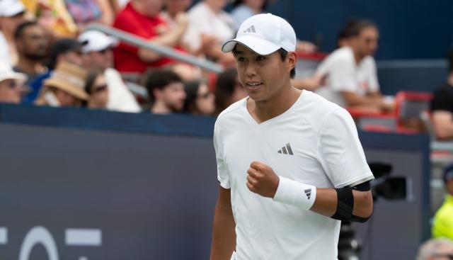 (260810) -- MONTREAL, Aug. 10, 2026 (Xinhua) -- Learner Tien celebrates scoring during the men's singles round of 16 match between Learner Tien of the United States and Thiago Agustin Tirante of Argentina at the 2026 National Bank Open tennis tournament in Montreal, Canada, Aug. 9, 2026. (Photo by Li Haitao/Xinhua)