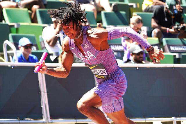 (260810) -- EUGENE, Aug. 10, 2026 (Xinhua) -- Blake Hamilton of team the United States competes during the men's 4X100m relay final at the 2026 World U20 Athletics Championships in Eugene, Oregon, the United States, Aug. 9, 2026. (Xinhua/Wu Xiaoling)
