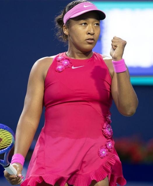 (260810) -- TORONTO, Aug. 10, 2026 (Xinhua) -- Naomi Osaka of Japan celebrates scoring during the women's singles round of 16 match between Leylah Fernandez of Canada and Naomi Osaka of Japan at the 2026 National Bank Open tennis tournament in Toronto, Canada, on Aug. 9, 2026. (Photo by Zou Zheng/Xinhua)
