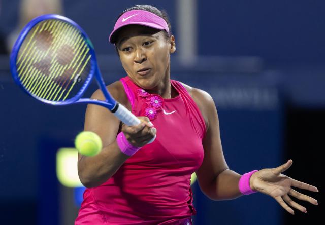 (260810) -- TORONTO, Aug. 10, 2026 (Xinhua) -- Naomi Osaka of Japan returns the ball during the women's singles round of 16 match between Leylah Fernandez of Canada and Naomi Osaka of Japan at the 2026 National Bank Open tennis tournament in Toronto, Canada, on Aug. 9, 2026. (Photo by Zou Zheng/Xinhua)