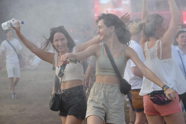 (260811) -- BUDAPEST, Aug. 11, 2026 (Xinhua) -- People enjoy performances during the 2026 Sziget Festival in Budapest, Hungary, Aug. 10, 2026. The event officially opened to the public on Tuesday on Budapest's Obuda Island, bringing together music, arts and cultural programs from Hungary and abroad.
   Running until Aug. 15, this year's festival provided around 12 themed districts offering music, contemporary arts, circus performances, sports, family and community programs. (Photo by Attila Volgyi/Xinhua)