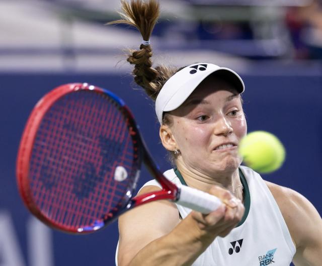 (260812) -- TORONTO, Aug. 12, 2026 (Xinhua) -- Elena Rybakina of Kazakhstan returns the ball during the women's singles quarterfinal match between Naomi Osaka of Japan and Elena Rybakina of Kazakhstan at the 2026 National Bank Open tennis tournament in Toronto, Canada, on Aug. 11, 2026. (Photo by Zou Zheng/Xinhua)