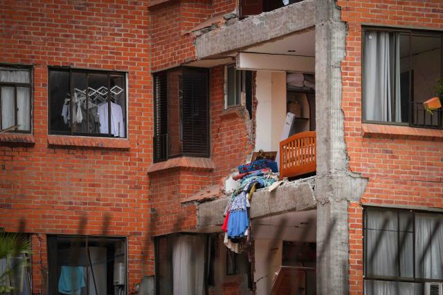 (260812) -- CALI, Aug. 12, 2026 (Xinhua) -- This photo taken on Aug. 12, 2026 shows a damaged building in an earthquake in Cali, Colombia. The death toll from Monday's 7.4-magnitude earthquake in western Colombia has risen to 241, with 3,771 others injured, Colombian media reported Wednesday, citing figures from the National Unit for Disaster Risk Management. (Photo by Andres Moreno/Xinhua)