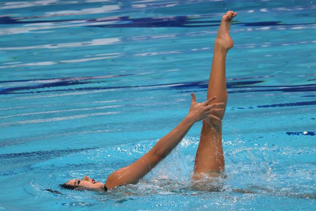 (260813) -- BUDPAEST, Aug. 13, 2026 (Xinhua) -- He Zhien of China performs during the Women's Solo Technical Final of the World Aquatics Junior Artistic Swimming Championships in Budapest, Hungary, on Aug. 12, 2026. (Photo by Attila Volgyi/Xinhua)