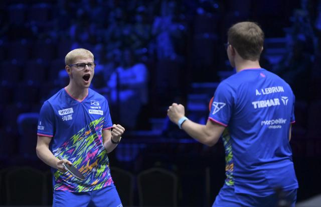 (260813) -- MALMO, Aug. 13, 2026 (Xinhua) -- Alexis Lebrun/Felix Lebrun (L) celebrate after the men's doubles quarterfinal match between China's Lin Shidong/Wen Ruibo and Alexis Lebrun/Felix Lebrun of France at the WTT Europe Smash Sweden 2026 in Malmo, Sweden, Aug. 13, 2026. (Xinhua/Weng Xinyang)